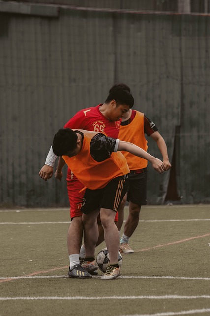 他在對陣烏